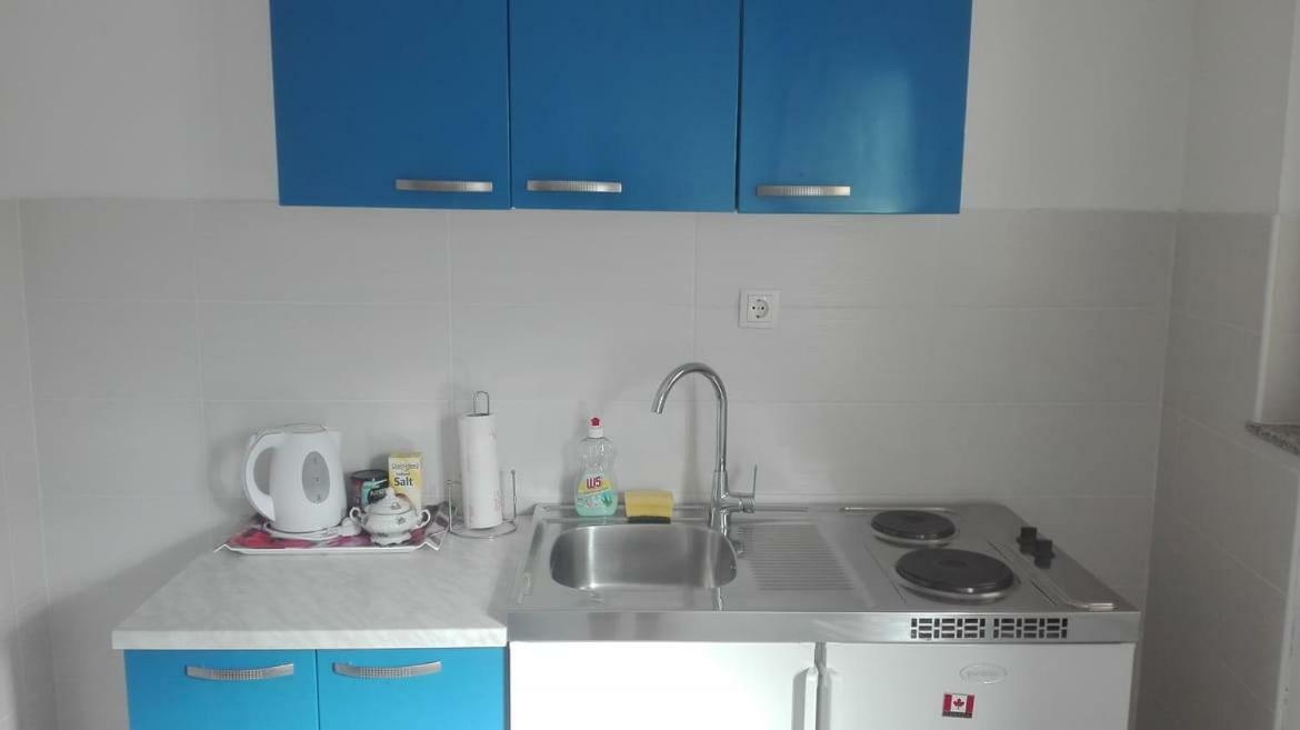 Apartman Sara Lägenhet Šibenik Exteriör bild